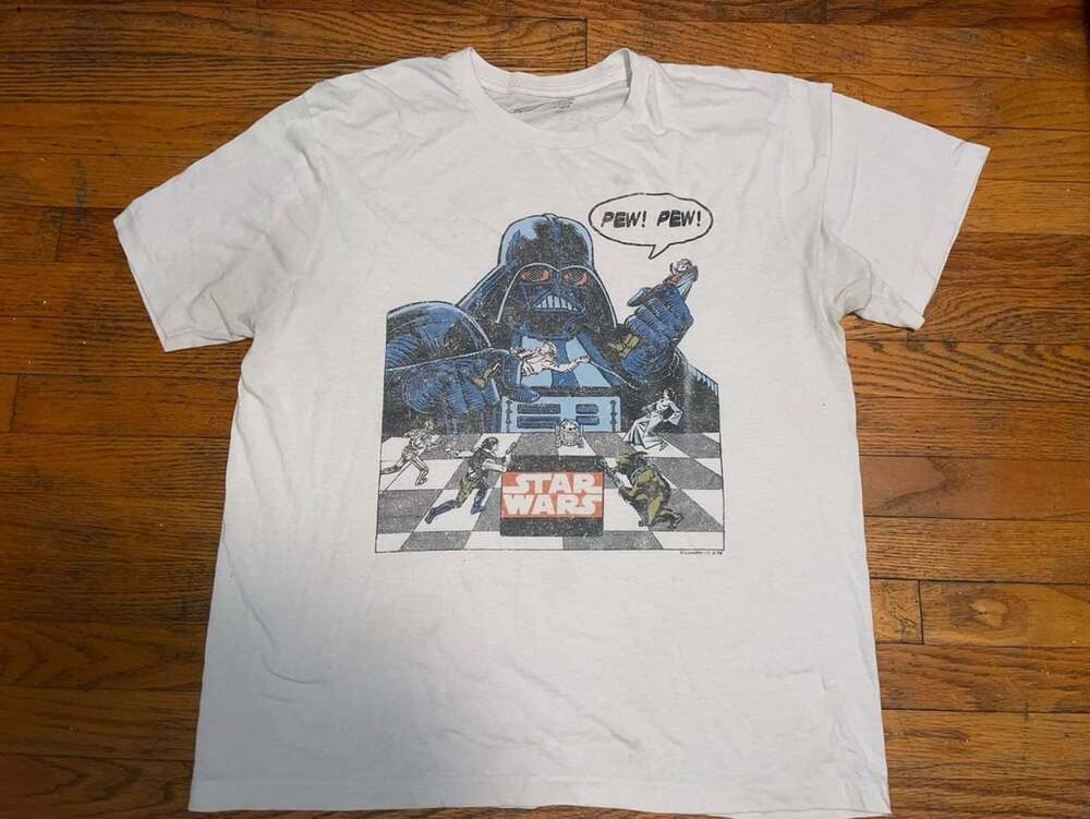 Old Navy Star Wars Darth Vader Graphic T-Shirt Medium White